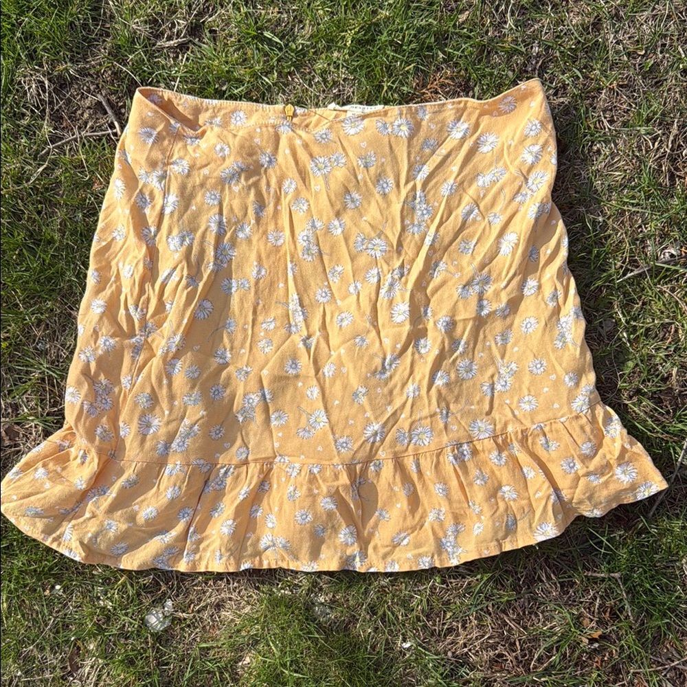 LA Hearts Pacsun Medium 70s style Floral Yellow Skirt